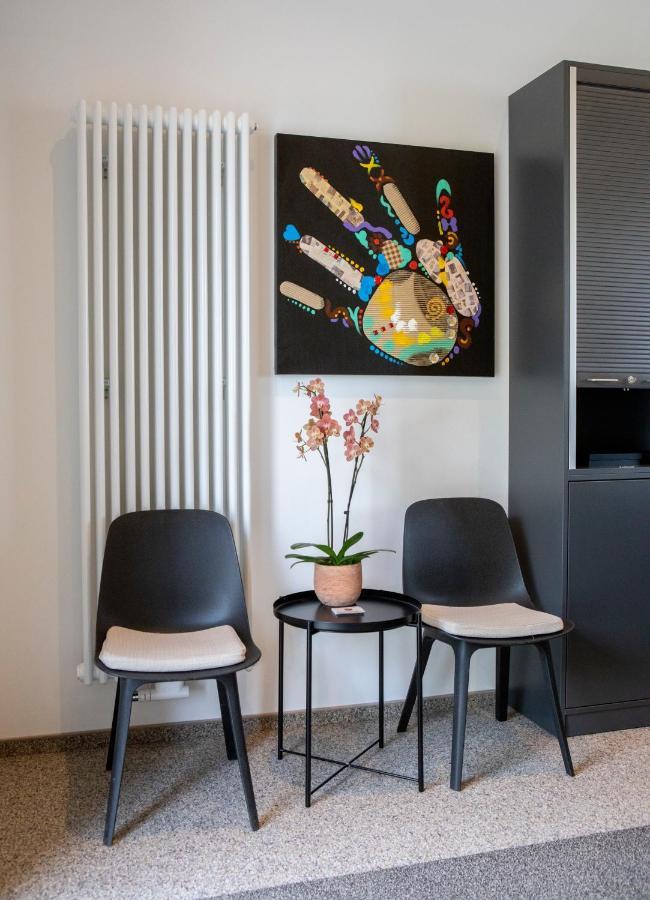 B Home Apart Hotel By Alpha Bogen Bagian luar foto